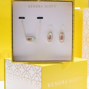 Kendra Scott Elisa Necklace & Lee Earrings Gift Set